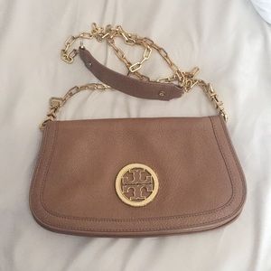 CUTE Tory Burch Crossbody/ Clutch Purse!